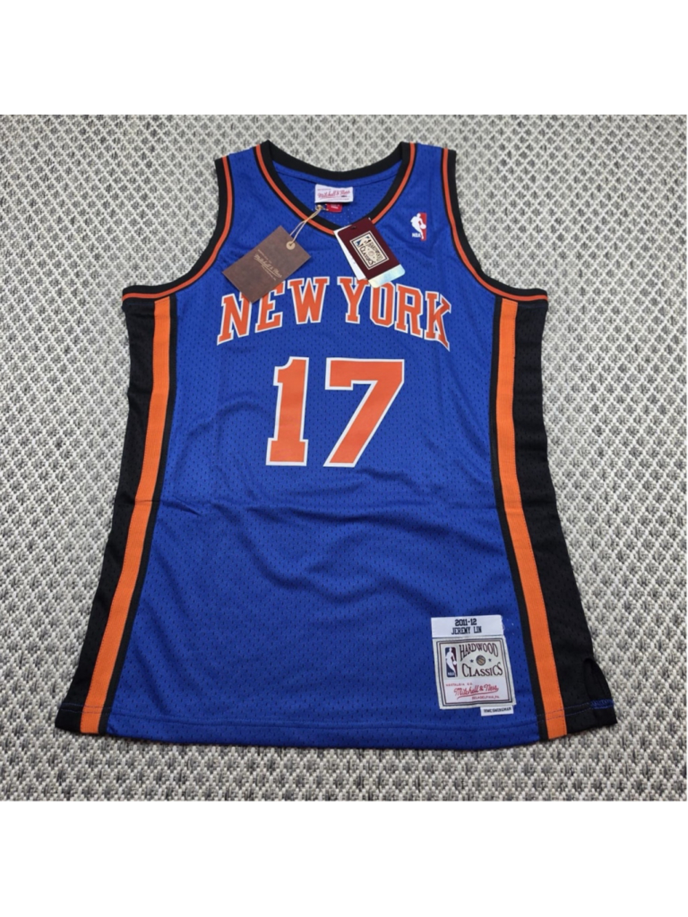 New York Knicks Jeremy Lin #17 Mitchell & Ness 2011/12 NBA Swingman Jersey M
